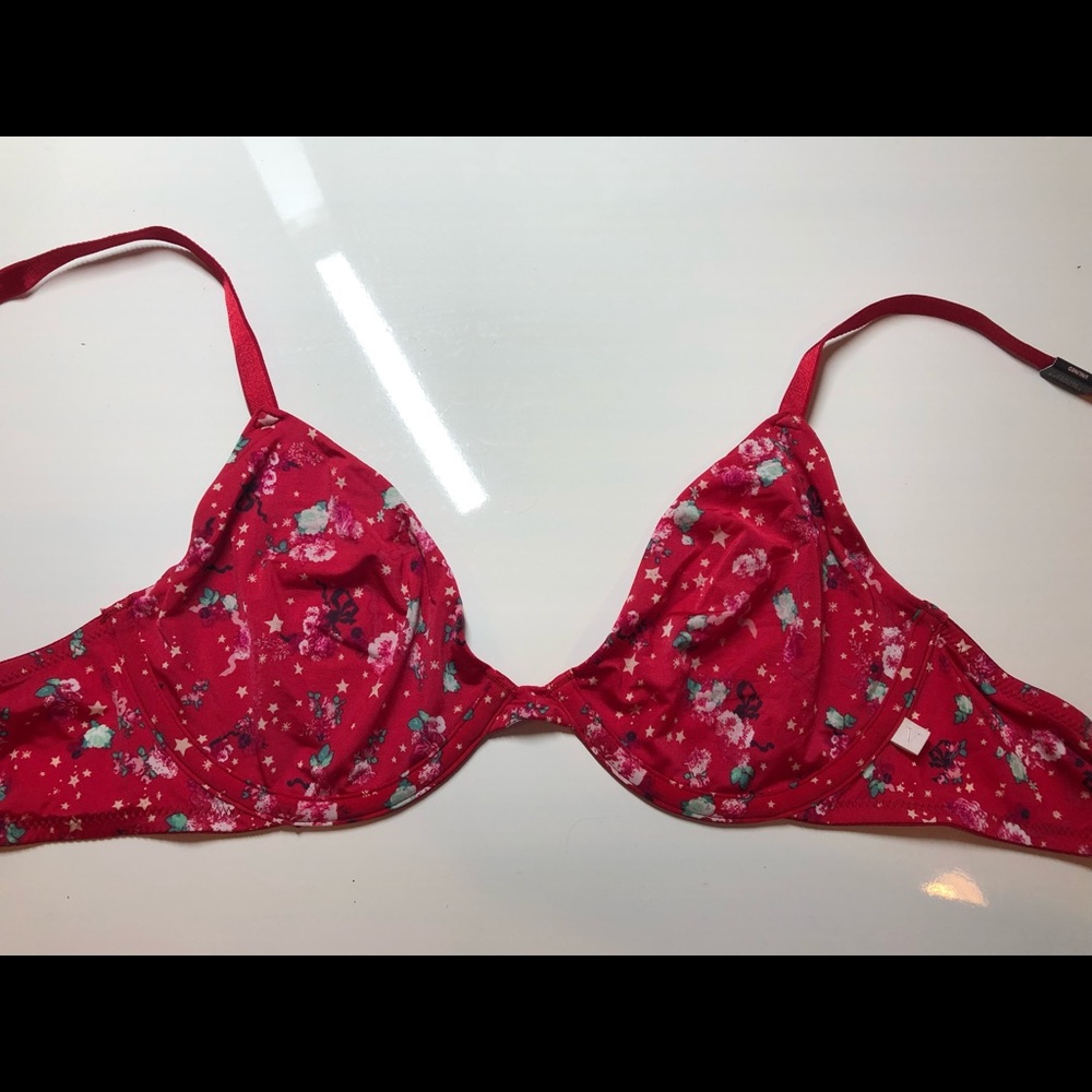 Victoria Secret Bra 34B
